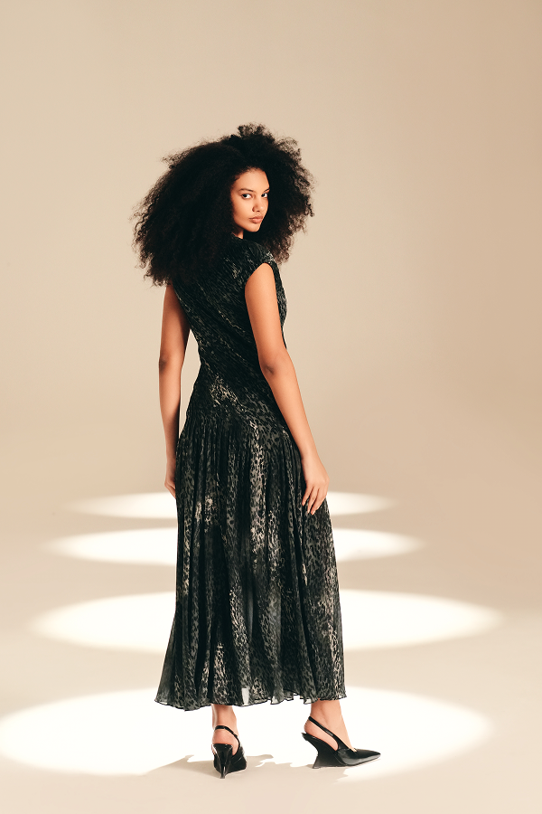 Imprint Pleated Dress Feral viscose